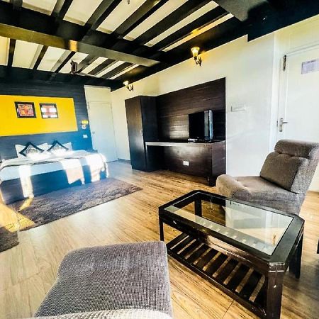 Hotel Sangeet Shimla Buitenkant foto