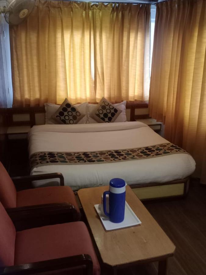 Hotel Sangeet Shimla Buitenkant foto